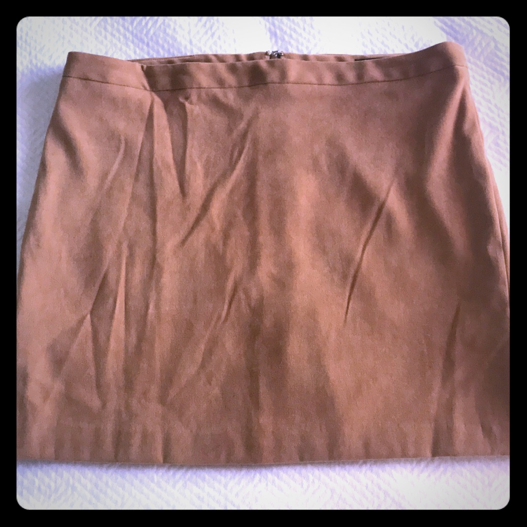 Bcbg Maxazria Suede-Like Tan/Camel Mini Skirt